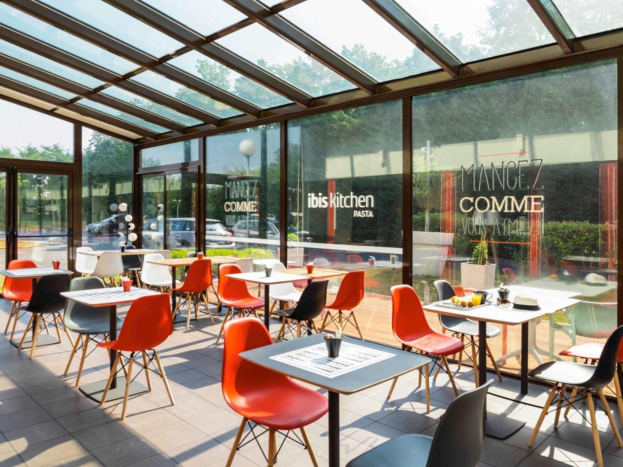 Ibis Paris Marne La Vallee Émerainville Exteriör bild