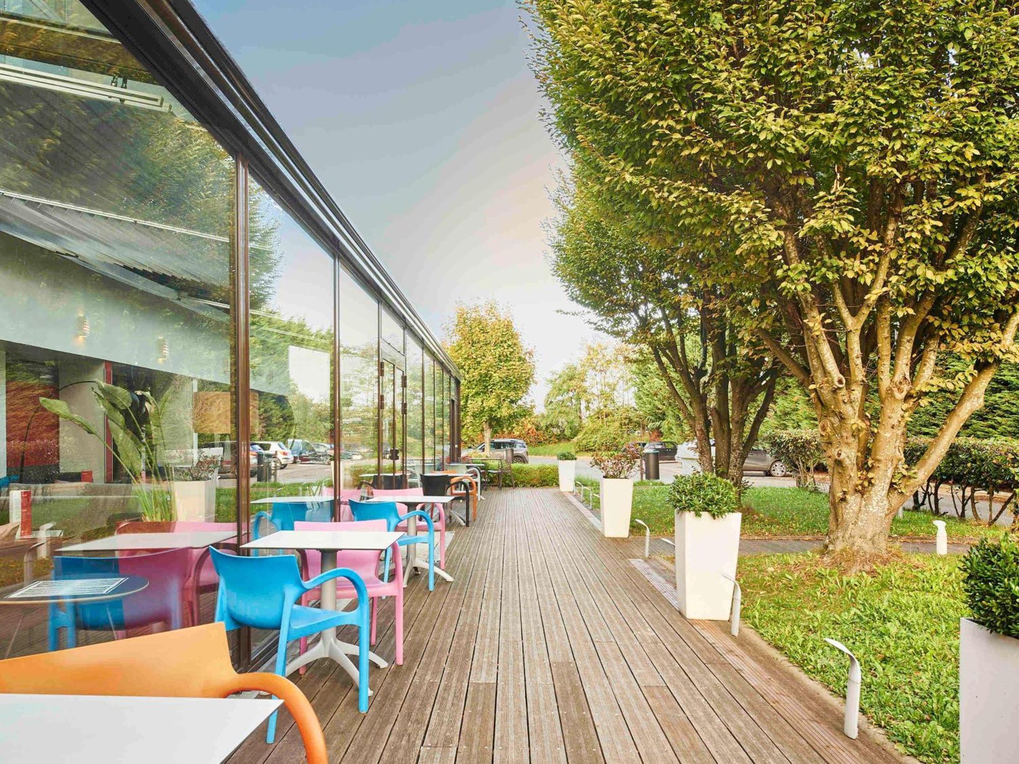 Ibis Paris Marne La Vallee Émerainville Exteriör bild